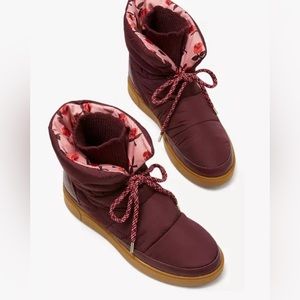 Kate Spade Maroon Rose Print Cocoon Puffer Snow Boots Size 6.5 NEW